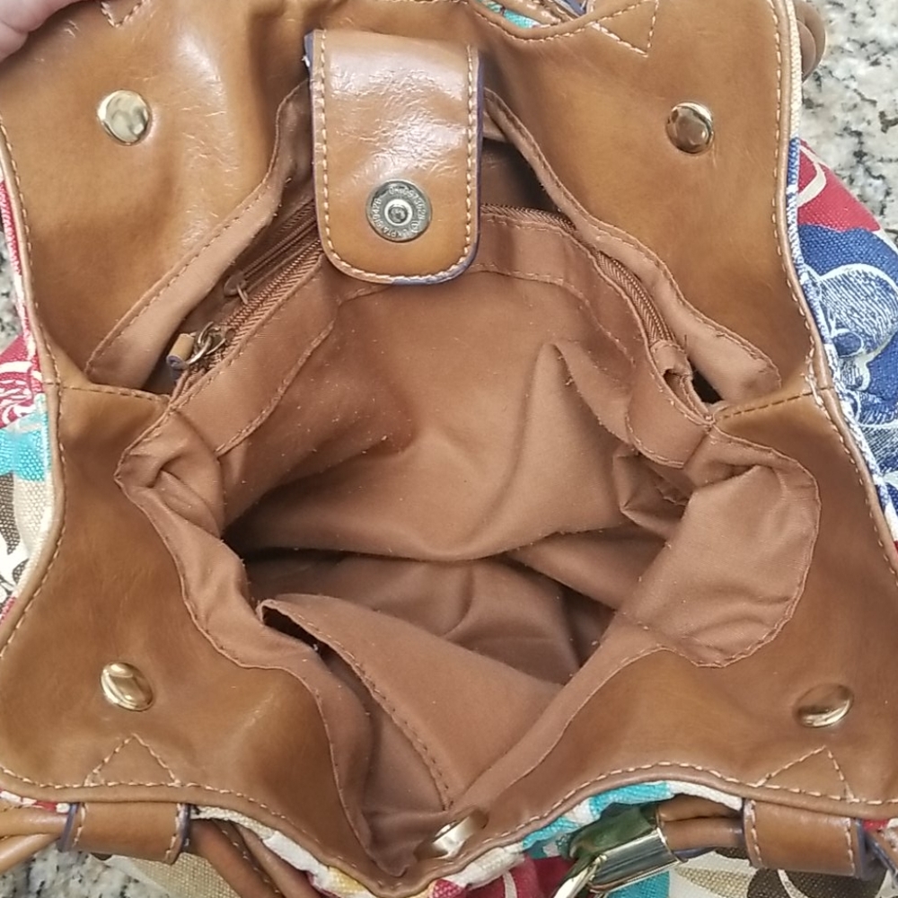 Flower Pattern Purse - Picture 4 of 16
